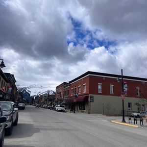 Meet your Posher, Georgia